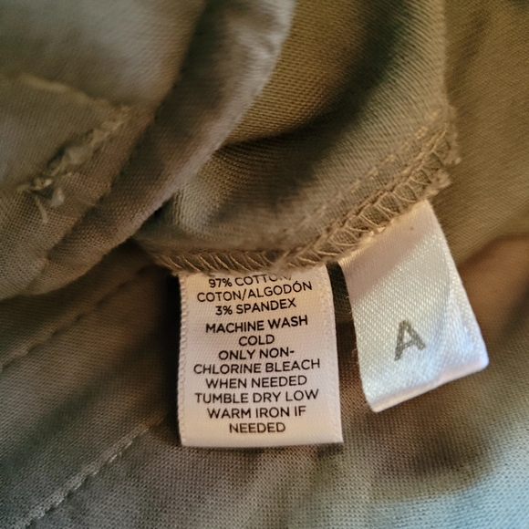 Loft Green Khaki Cuffed Pants - Picture 6 of 6